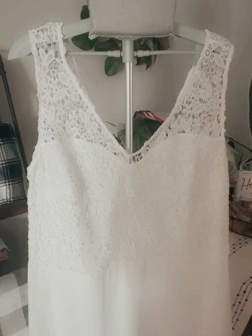 Lace Bodice White A-Line Dress
I package my clothing in weather proof bags. - Picture 8 of 9
